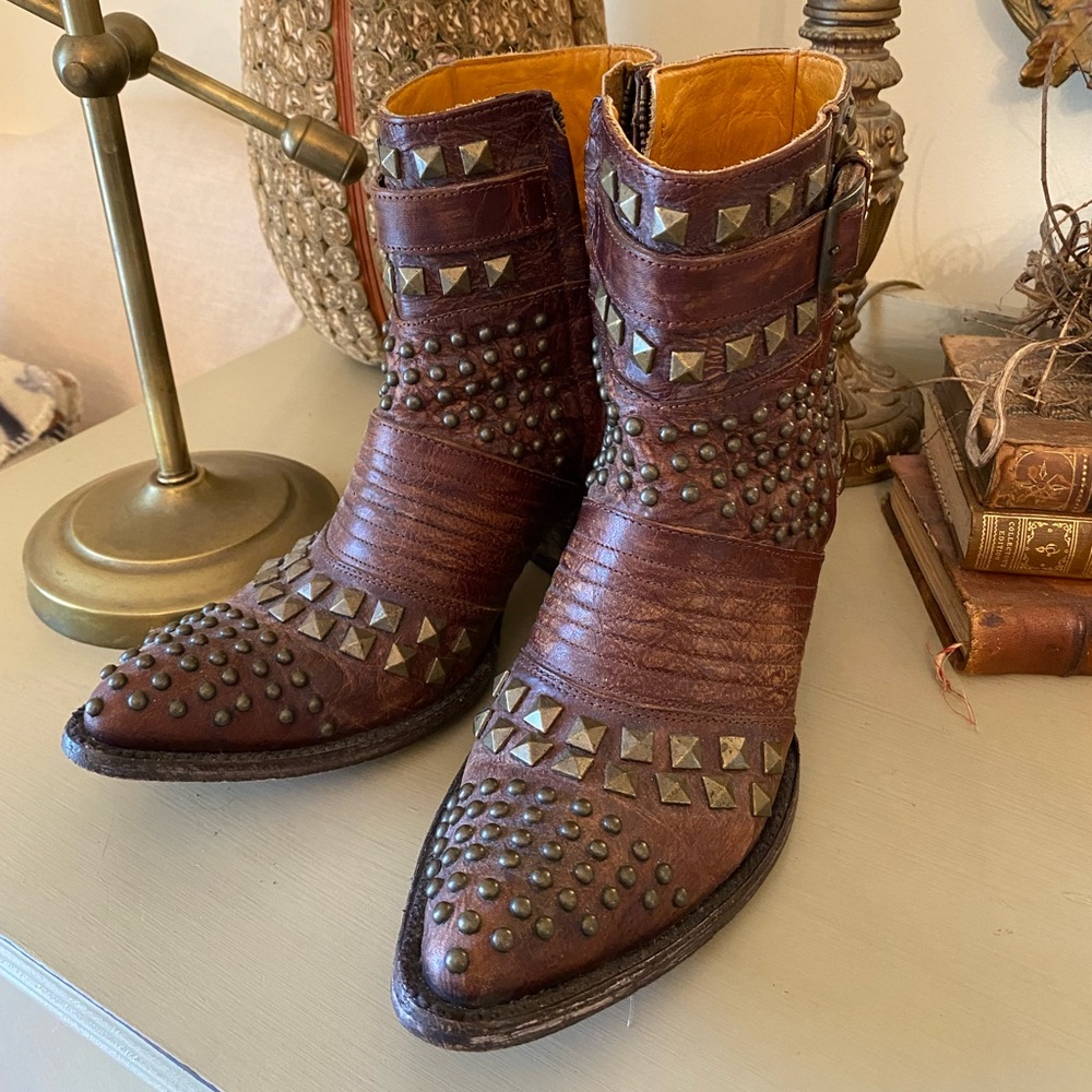 Old Gringo studded leather booties